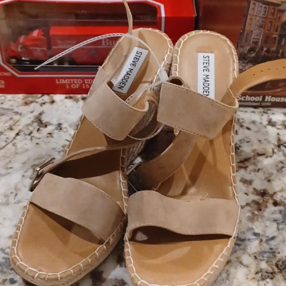 Steve Madden Shoes Steve Madden Womens Uri Tan Ankle Strap